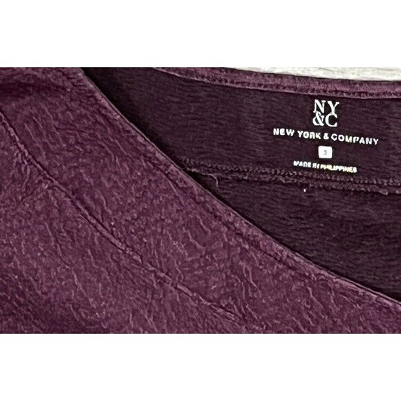 New York & Company Top Round Neck 3/4 Sleeve Purple Textured Small Casual Work - Picture 3 of 4